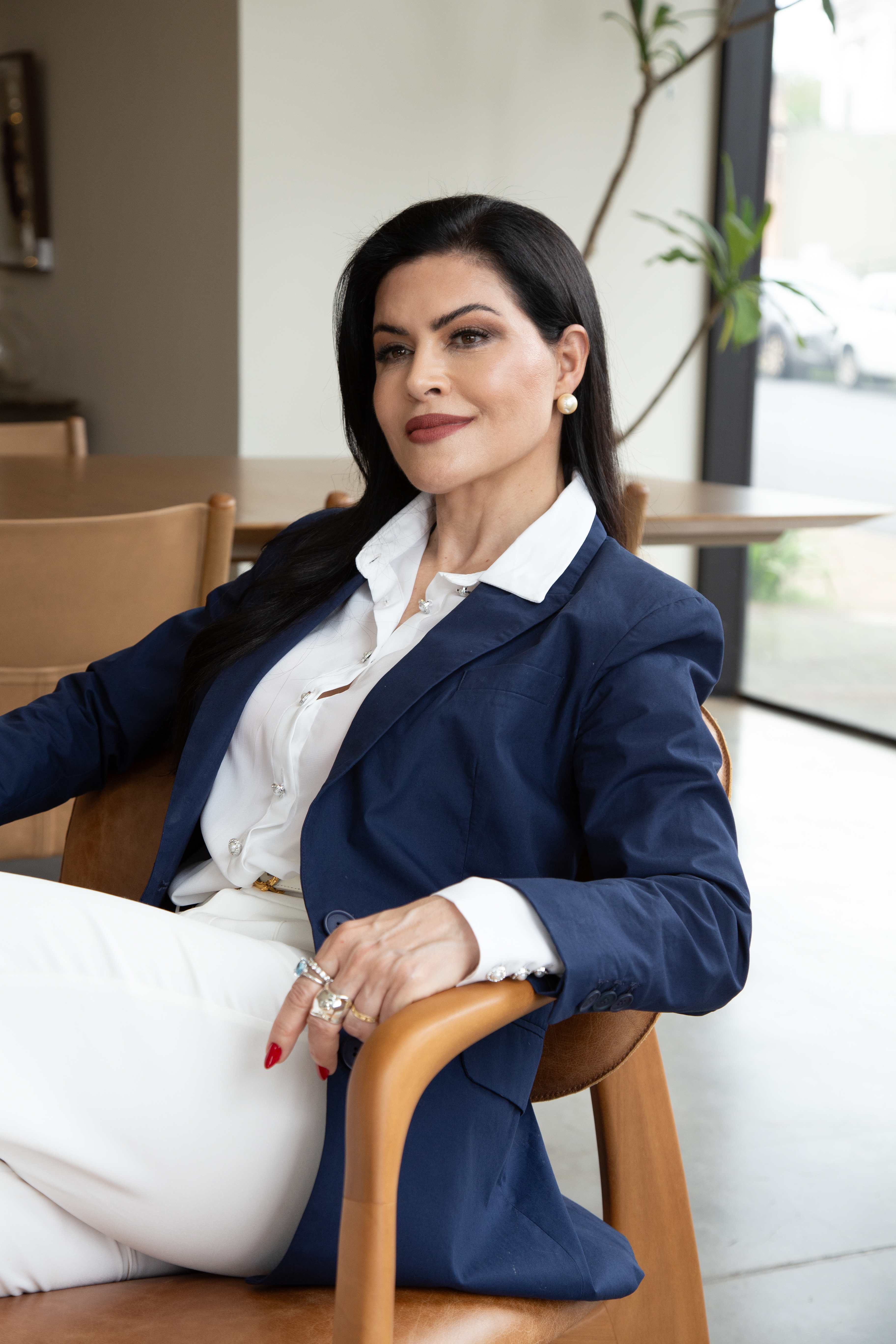 Dra. Paula Leal - Endocrinologista